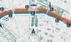Carte du parcours de 10km des étoiles à Paris, longeant la Seine, passant par la Tour Eiffel, le Louvre et le Trocadéro.
