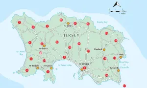 Carte des sentiers de randonnée sur l'île de Jersey, avec des points numérotés indiquant les départs.