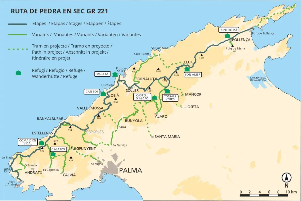 Carte du GR 221 Majorque, la Ruta de Pedra en Sec, avec ses &eacute;tapes, variantes et refuges.